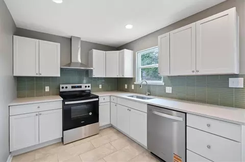7204 Forest Ave, Kansas City, MO 64131