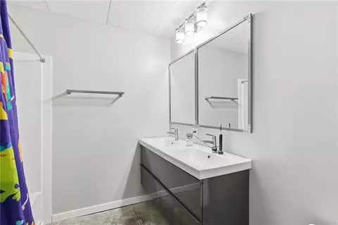 Bath - 15 NE Johnson St, Lees Summit, MO 64063 photo 5 of 6