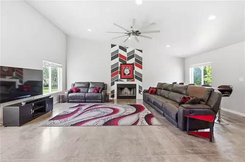 Living - 15 NE Johnson St, Lees Summit, MO 64063 photo 2 of 5