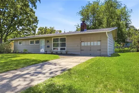 5507 W 78 Ter, Prairie Village, KS 66208
