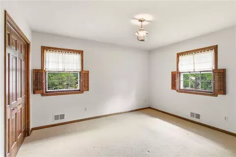 Bedroom - 14818 E Covington Rd, Independence, MO 64055 photo 3 of 8