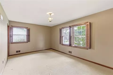 Bedroom - 14818 E Covington Rd, Independence, MO 64055 photo 6 of 8