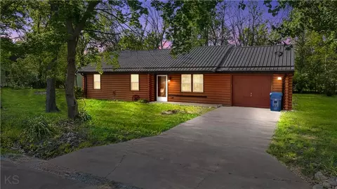 204 Hopkins St, Hughesville, MO 65334