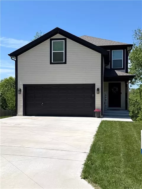 5232 N Cambridge Ave, Kansas City, MO 64119