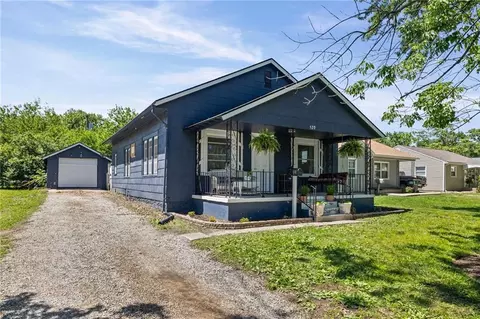 520 N Cherry St, Ottawa, KS 66067