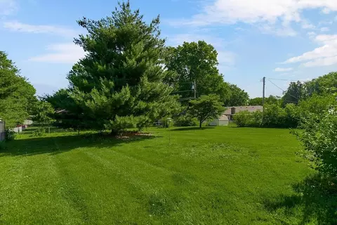 Exterior - 1012 SE 2nd Ter, Lees Summit, MO 64063 photo 3 of 6
