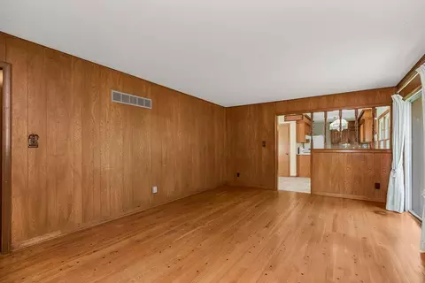 Living - 1012 SE 2nd Ter, Lees Summit, MO 64063 photo 5 of 7