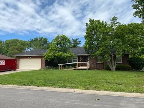 1012 SE 2nd Ter, Lees Summit, MO 64063