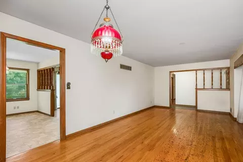 Living - 1012 SE 2nd Ter, Lees Summit, MO 64063 photo 2 of 7