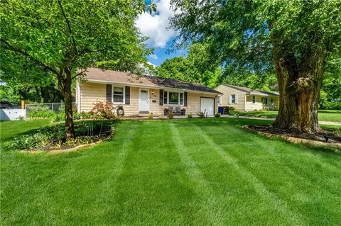 7000 Woodson St, Overland Park, KS 66204