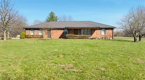40822 E 116th St, Richmond, MO 64085