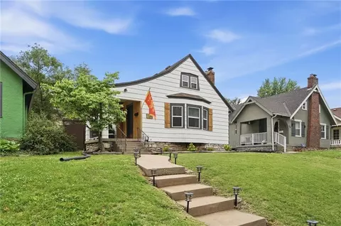 735 E 63rd Ter, Kansas City, MO 64110