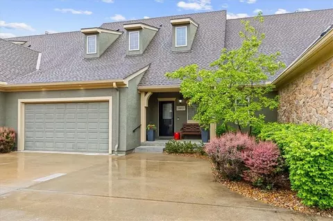 14811 Meadow Ln, Leawood, KS 66224