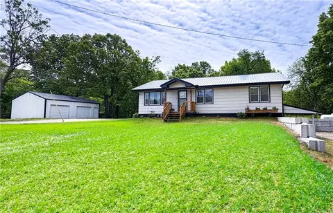 15420 NW Highway 7, Creighton, MO 64739