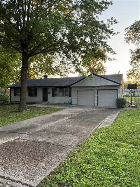 6008 Farley Ave, Raytown, MO 64133