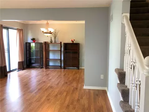 10816 W 115 Ter, Overland Park, KS 66210