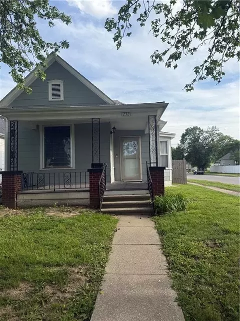 232 Michigan Ave, Saint Joseph, MO 64504