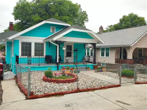 1226 S Hardy Ave, Independence, MO 64052