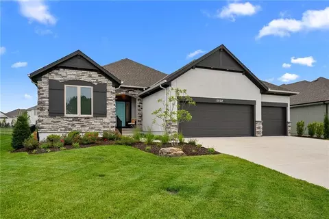 12122 W 138th Ct, Overland Park, KS 66221
