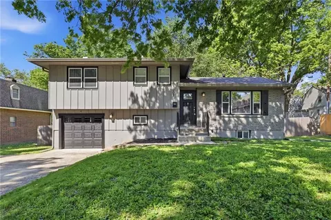 8002 Campbell St, Kansas City, MO 64131