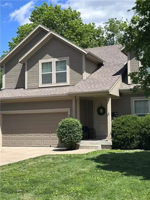 7829 Benson St, Overland Park, KS 66204
