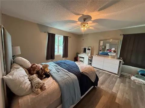 Bedroom - 3704 S Willis Ave, Independence, MO 64055 photo 2 of 8