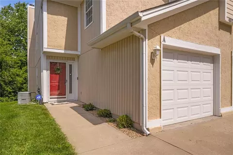 Exterior - 4612 NE Whispering Winds Dr #A, Lees Summit, MO 64064 photo 7 of 9