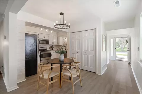 Entry Way - 4612 NE Whispering Winds Dr #A, Lees Summit, MO 64064 photo 2 of 6