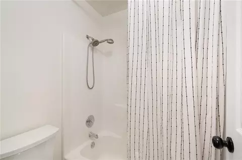 Bath - 4612 NE Whispering Winds Dr #A, Lees Summit, MO 64064 photo 5 of 5