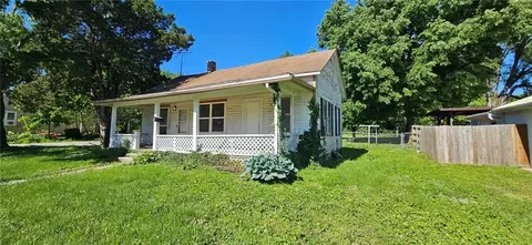 506 S Olive St, Holden, MO 64040