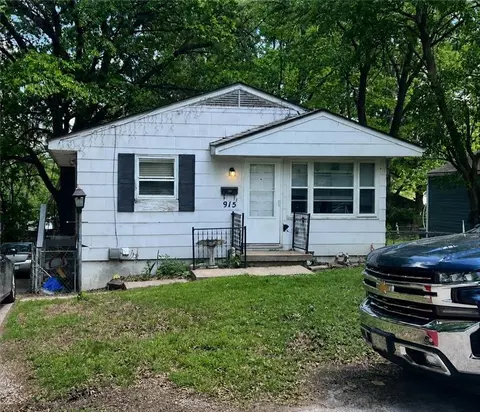 915 S Pope Ave, Independence, MO 64050