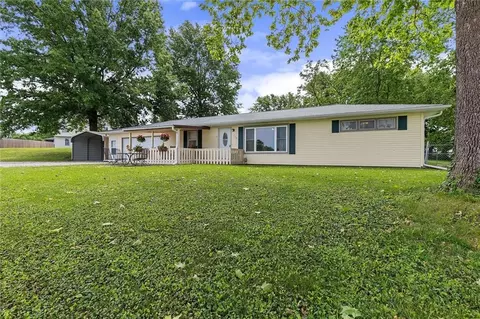 713 S Camden St, Richmond, MO 64085