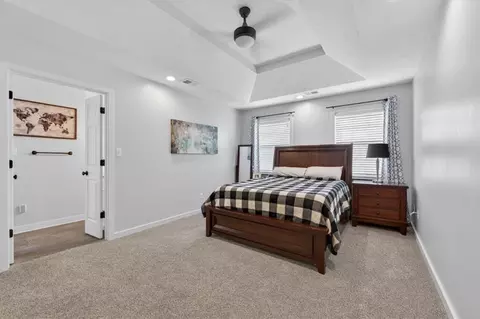 Bedroom - 908 NE Michael Dr, Lees Summit, MO 64086 photo 1 of 11