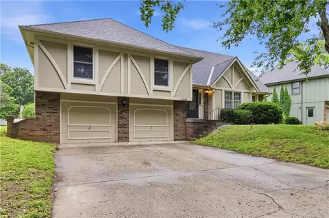 11683 Grant Dr, Overland Park, KS 66210