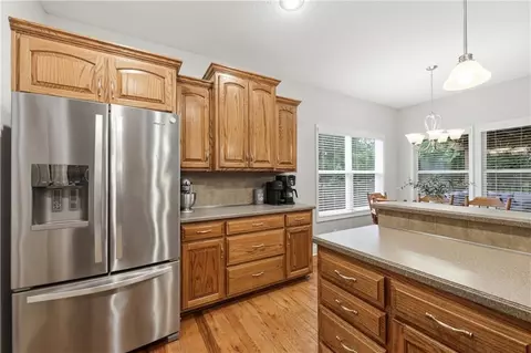 Kitchen - 19617 E 18th Ter, Independence, MO 64057 photo 2 of 3