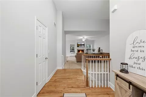 Entry Way - 19617 E 18th Ter, Independence, MO 64057 photo 2 of 6