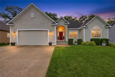 19617 E 18th Ter, Independence, MO 64057