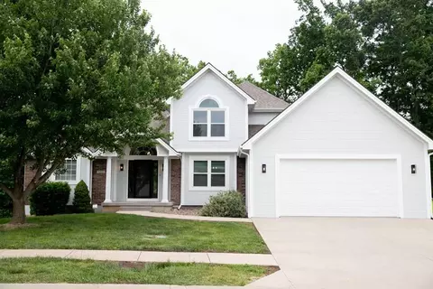 1207 N Glenview St, Independence, MO 64056