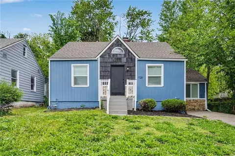 1120 E 79th St, Kansas City, MO 64131