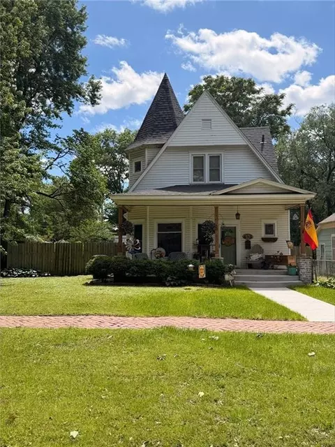 605 W Kansas St, Pittsburg, KS 66762