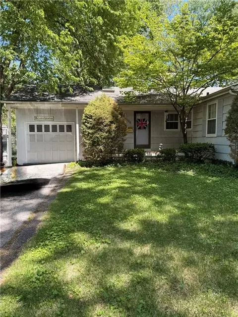 4128 W 73rd St, Prairie Village, KS 66208