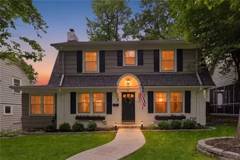 301 E 68 Ter, Kansas City, MO 64113
