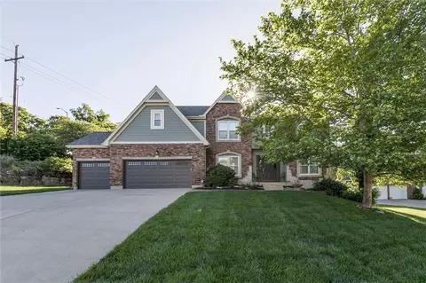 5501 Mullen Rd, Shawnee, KS 66216