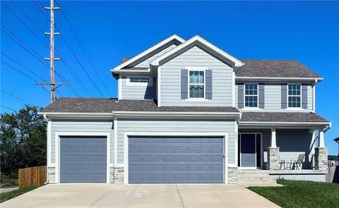 2301 S Eagle Ct, Independence, MO 64057