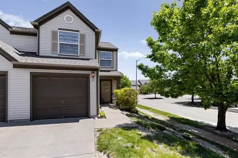 5540 N Fairmount Ave, Kansas City, MO 64118
