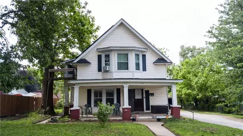 3316 Renick St, Saint Joseph, MO 64507