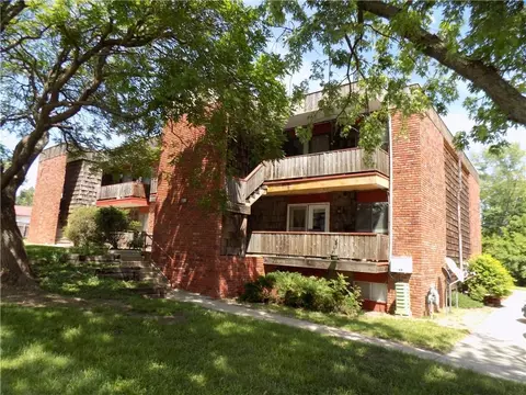622 Schwarz Rd, Lawrence, KS 66049 photo 4