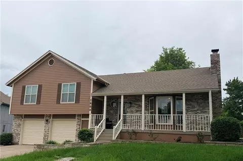 1604 SW Jeffrey Ct, Lees Summit, MO 64081