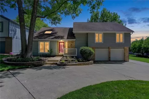 13505 W 78th St, Lenexa, KS 66216