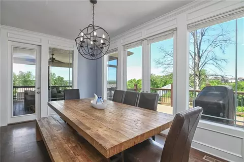Dining - 4140 N Redbud Ln, Riverside, MO 64150 photo 2 of 2
